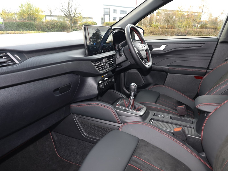 Used Ford Kuga 2025 for sale - 77624775: Photo 2