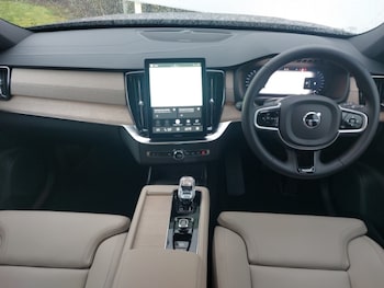 Used Volvo XC90 2025 for sale - 78005656: Photo