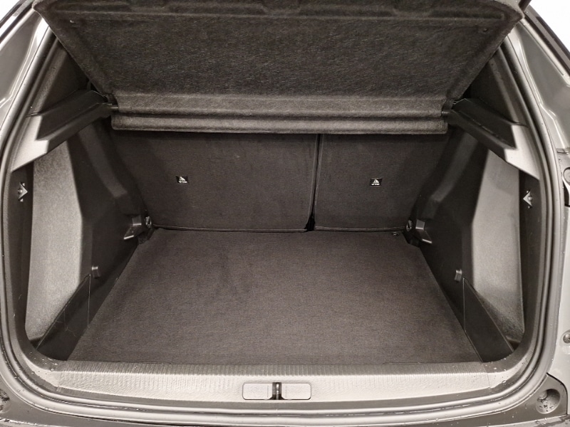 Used Peugeot 2008 2023 for sale - 76907585: Photo 8