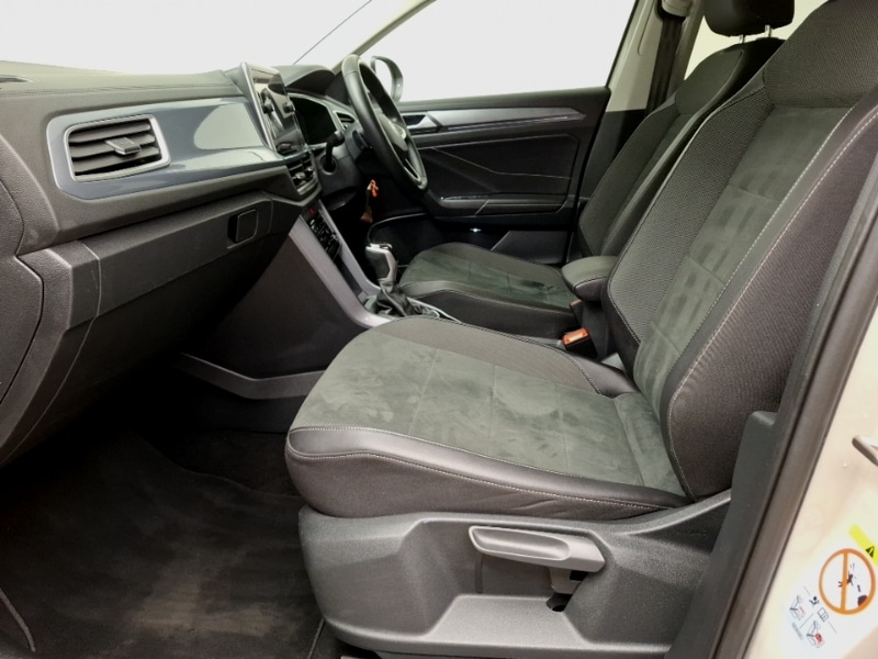 Used Volkswagen T-Roc 2022 for sale - 77875305: Photo 5