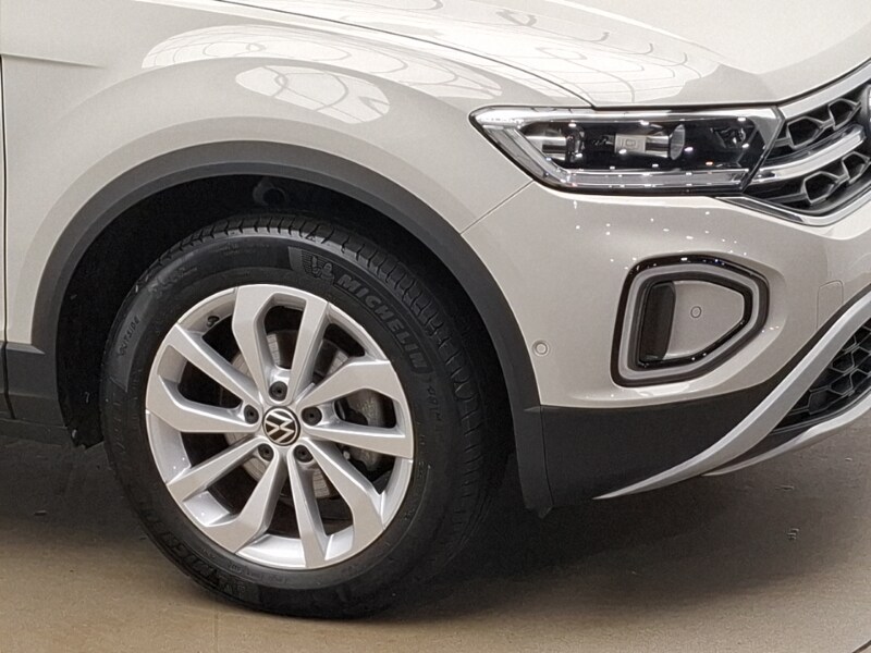 Used Volkswagen T-Roc 2022 for sale - 77875305: Photo 9