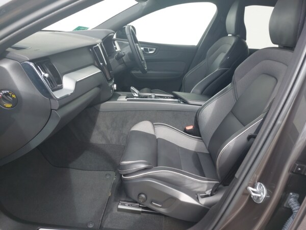 Used Volvo XC60 2024 for sale - 76254370: Photo 5