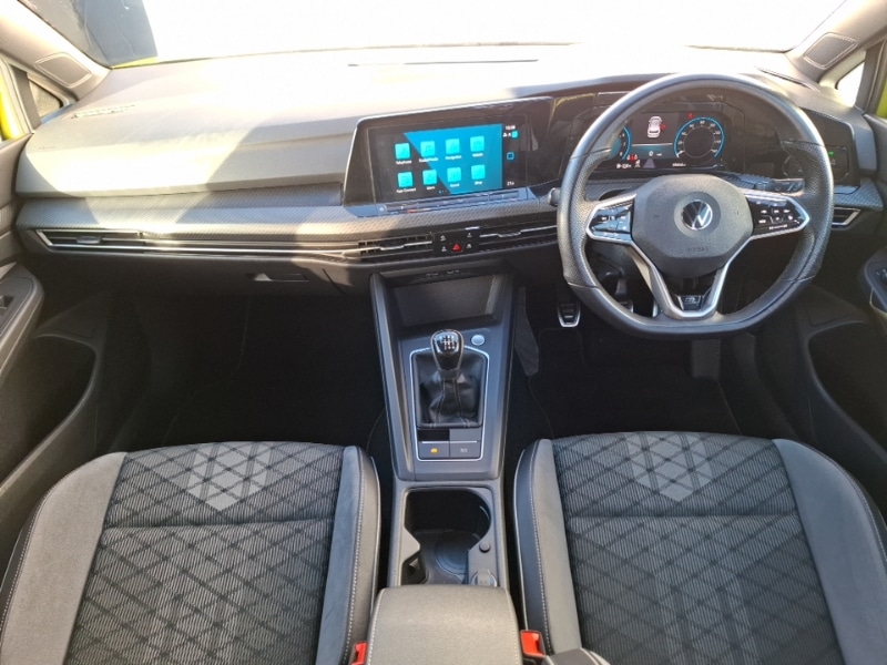 Used Volkswagen Golf 2020 for sale - 77924240: Photo 2