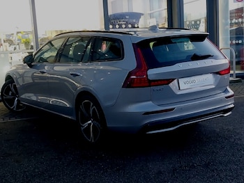 Used Volvo V60 2025 for sale - 78230502: Photo