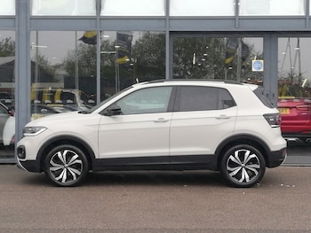 Used Volkswagen T-Cross 2024 for sale - 78560689: Photo