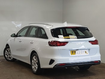 Used Kia Ceed 2023 for sale - 78580824: Photo