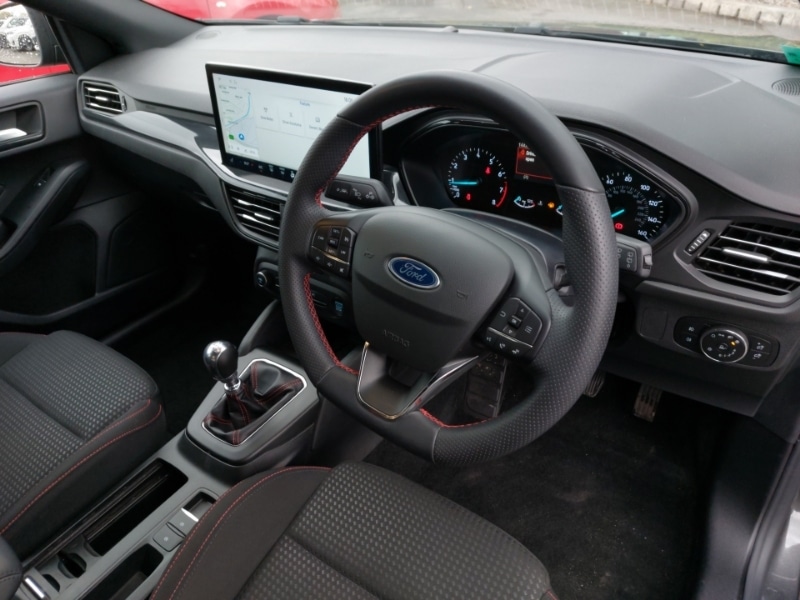 Used Ford Focus 2023 for sale - 76629301: Photo 10