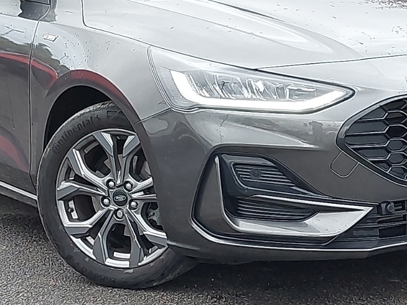 Used Ford Focus 2023 for sale - 76629301: Photo 9