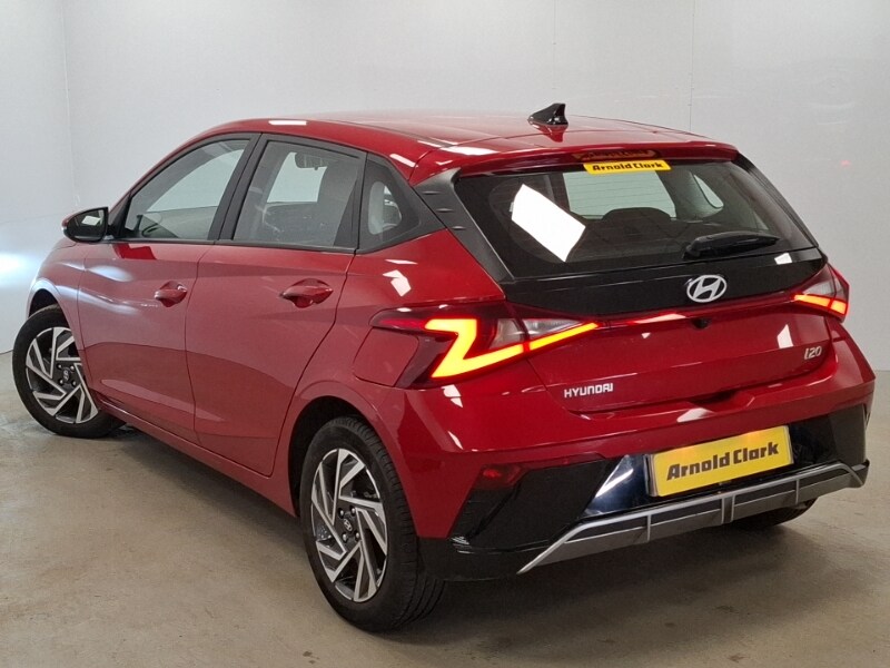 Used Hyundai i20 2023 for sale - 77949792: Photo 3
