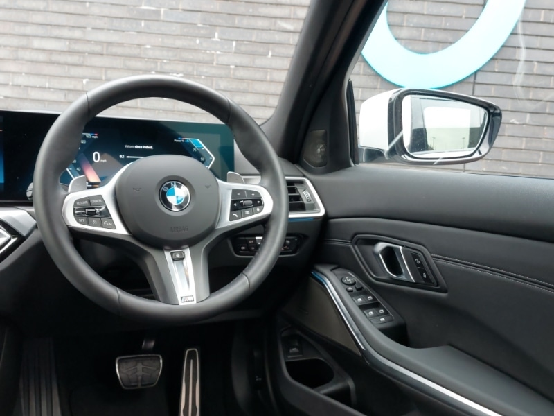 Used BMW 3 Series 2024 for sale - 76471951: Photo 10