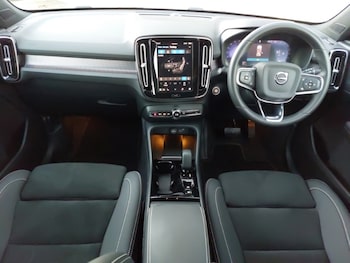 Used Volvo XC40 2024 for sale - 77491809: Photo