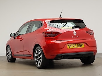 Used Renault Clio 2023 for sale - 77423874: Photo