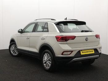 Used Volkswagen T-Roc 2023 for sale - 76778826: Photo
