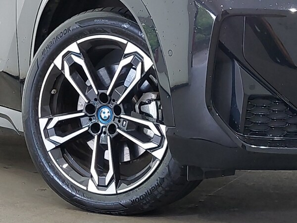 Used BMW iX1 2023 for sale - 76135440: Photo 9