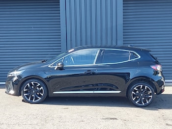 Used Renault Clio 2024 for sale - 77736749: Photo