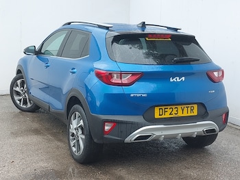 Used Kia Stonic 2023 for sale - 78777536: Photo