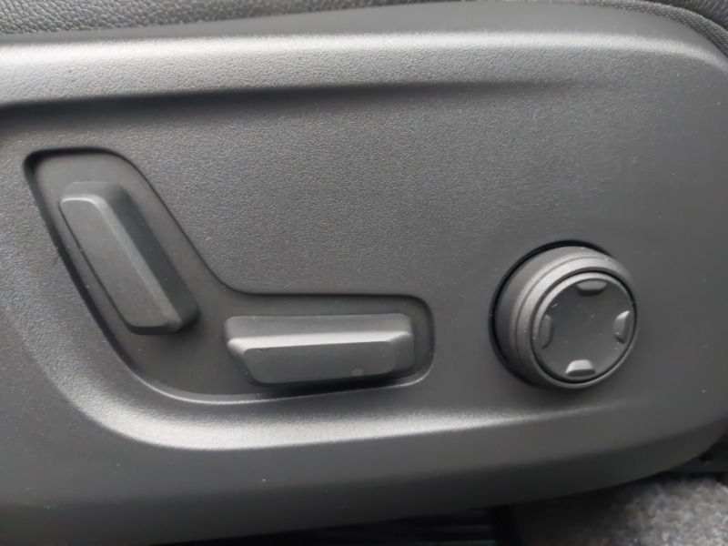 Used Volvo XC40 2025 for sale - 78118299: Photo 12