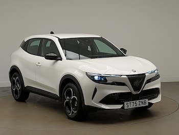 Used Alfa Romeo Junior 2025 for sale - 78990042: Photo
