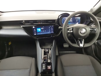 Used Alfa Romeo Junior 2025 for sale - 78990042: Photo
