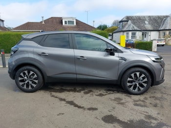 Used Renault Captur 2026 for sale - 78381319: Photo