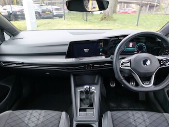 Used Volkswagen Golf 2022 for sale - 77677868: Photo