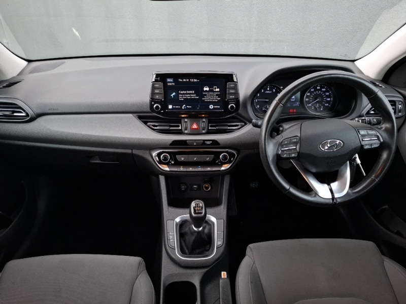 Used Hyundai i30 2021 for sale - 76414245: Photo 2