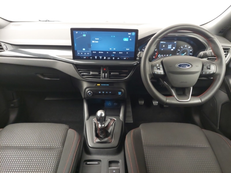 Used Ford Focus 2023 for sale - 76816568: Photo 2