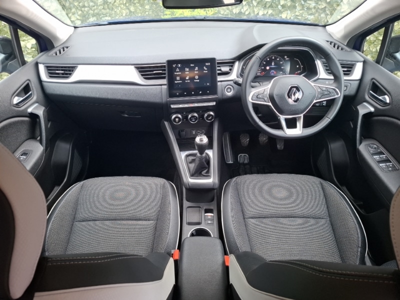 Used Renault Captur 2022 for sale - 77817249: Photo 2