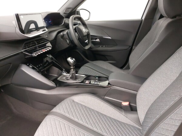 Used Peugeot 2008 2025 for sale - 76195107: Photo 5