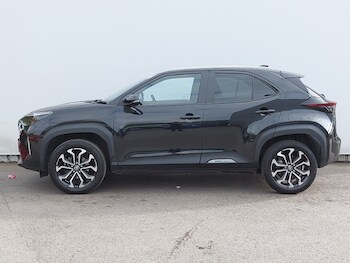 Used Toyota Yaris Cross 2022 for sale - 77025138: Photo