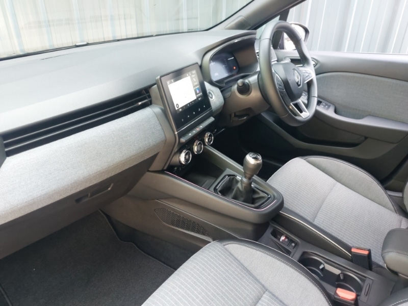 Used Renault Clio 2024 for sale - 76419113: Photo 5