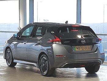 Used Nissan Leaf 2022 for sale - 77049500: Photo