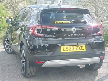 Used Renault Captur 2023 for sale - 78300934: Photo
