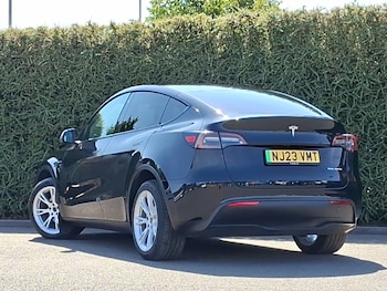 Used Tesla Model Y 2023 for sale - 79492520: Photo