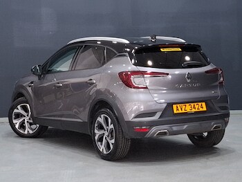 Used Renault Captur 2022 for sale - 77876127: Photo