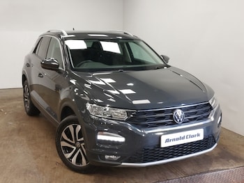 Used Volkswagen T-Roc 2022 for sale - 76254356: Photo