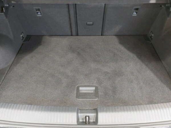 Used Volkswagen T-Roc 2022 for sale - 76254356: Photo 8
