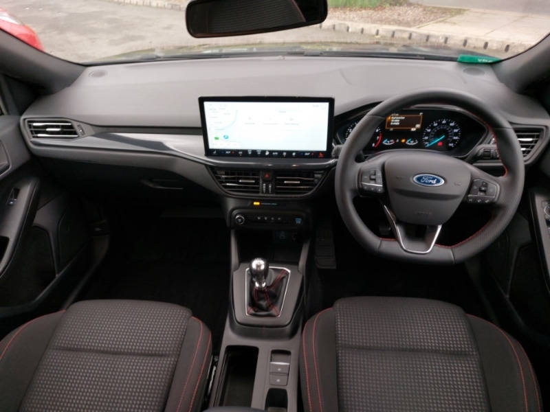 Used Ford Focus 2023 for sale - 76540529: Photo 2