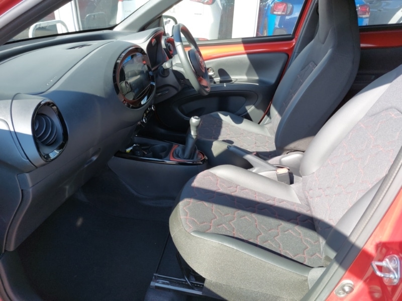 Used Toyota Aygo X 2023 for sale - 76778908: Photo 5