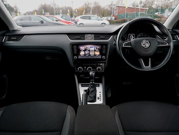 Used Skoda Octavia 2020 for sale - 77677584: Photo