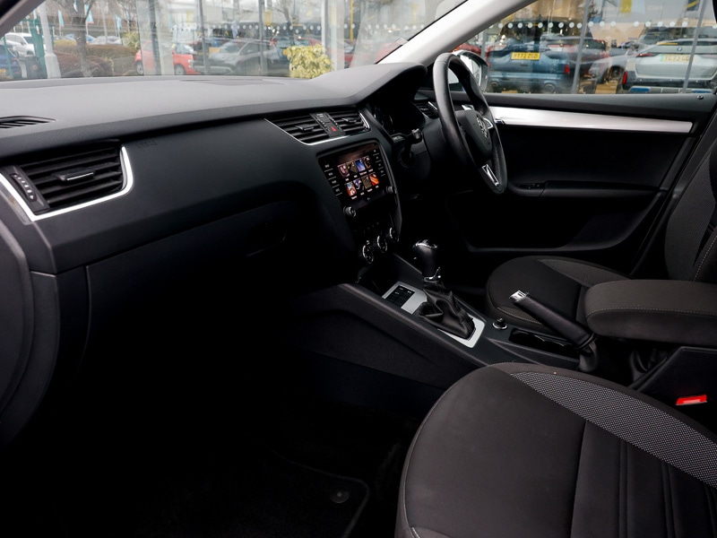 Used Skoda Octavia 2020 for sale - 77677584: Photo 5