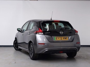 Used Nissan Leaf 2022 for sale - 76865001: Photo