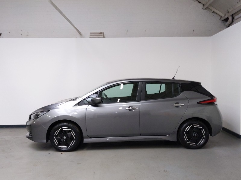 Used Nissan Leaf 2022 for sale - 76865001: Photo 4