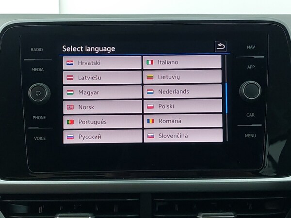 Used Volkswagen T-Roc 2025 for sale - 76097726: Photo 11