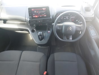 Used Citroen Berlingo 2024 for sale - 79516802: Photo