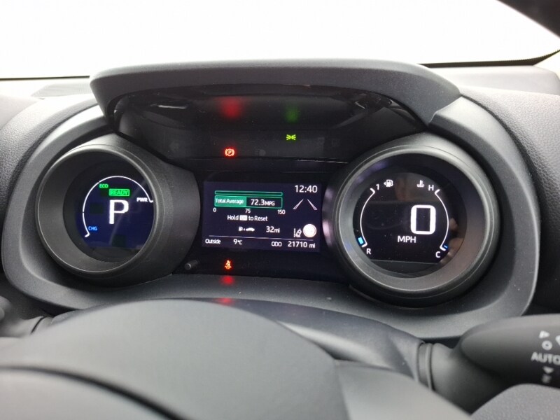 Used Toyota Yaris 2022 for sale - 77761836: Photo 10