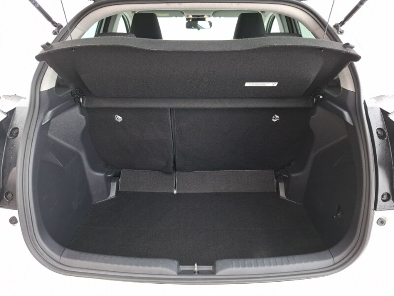 Used Toyota Yaris 2022 for sale - 77761836: Photo 8