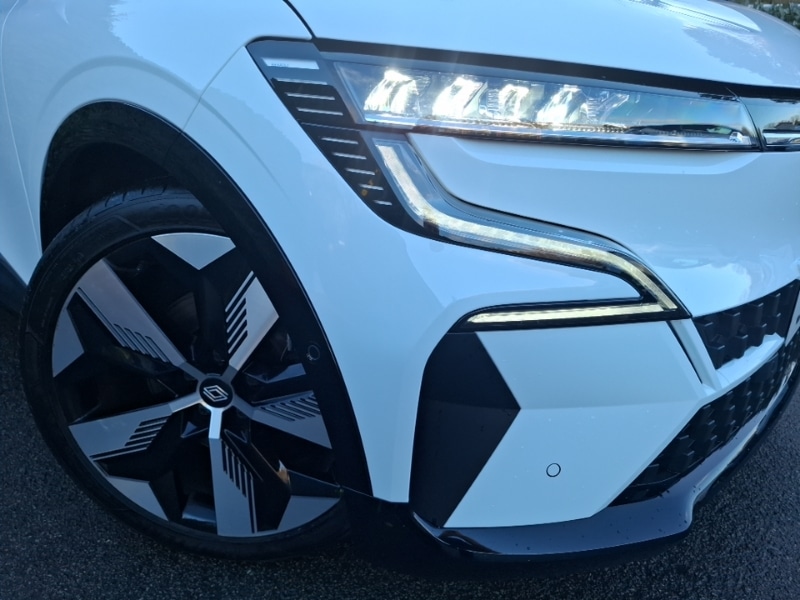 Used Renault Megane E Tech 2024 for sale - 77353301: Photo 9