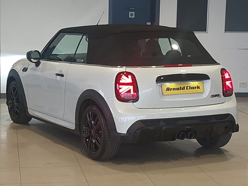 Used MINI Convertible 2023 for sale - 76709040: Photo 3