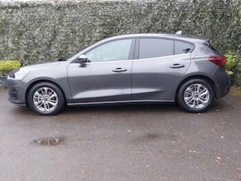 Used Ford Focus 2023 for sale - 76537462: Photo